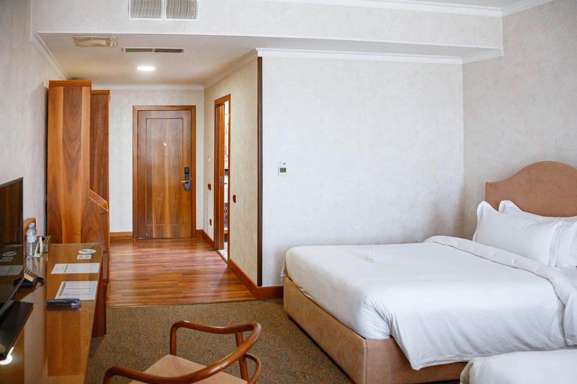 Jannat Resort Oš Pokoj fotografie